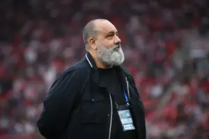 Χαλ- Ιατρικά στην Αθήνα, υπογραφές για 4+1 χρόνια ο Τζολάκης στο Μάριμπορ