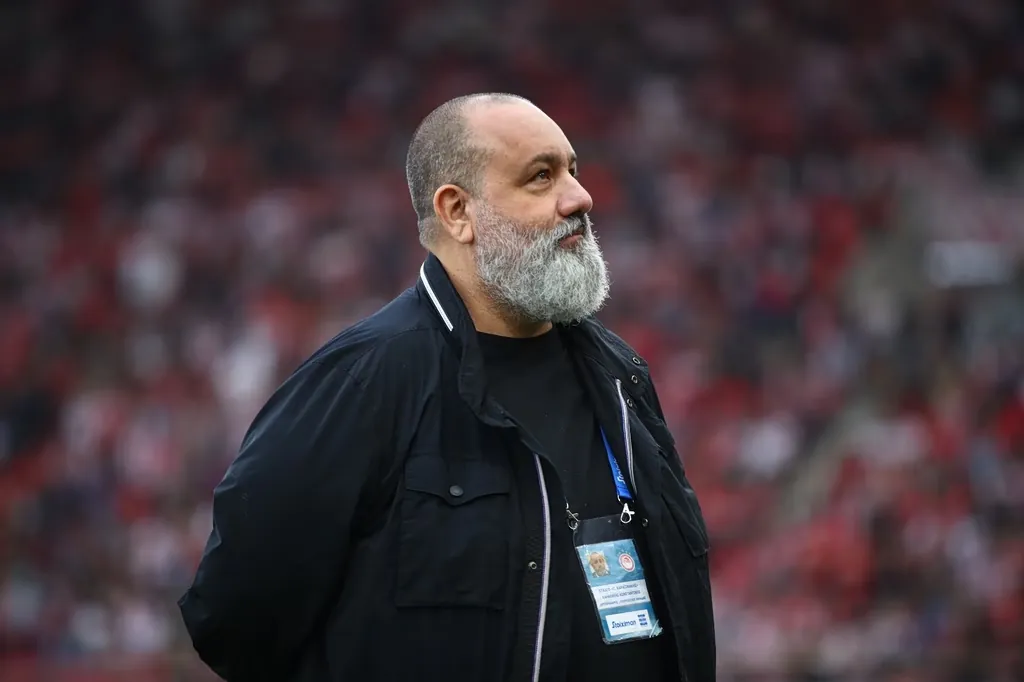 Καραπαπάς: «Ο Ολυμπιακός έχει εξαιρετικό ρόστερ και θα ενισχυθεί εκεί που πρέπει» – Η αλήθεια για τον Τζολάκη